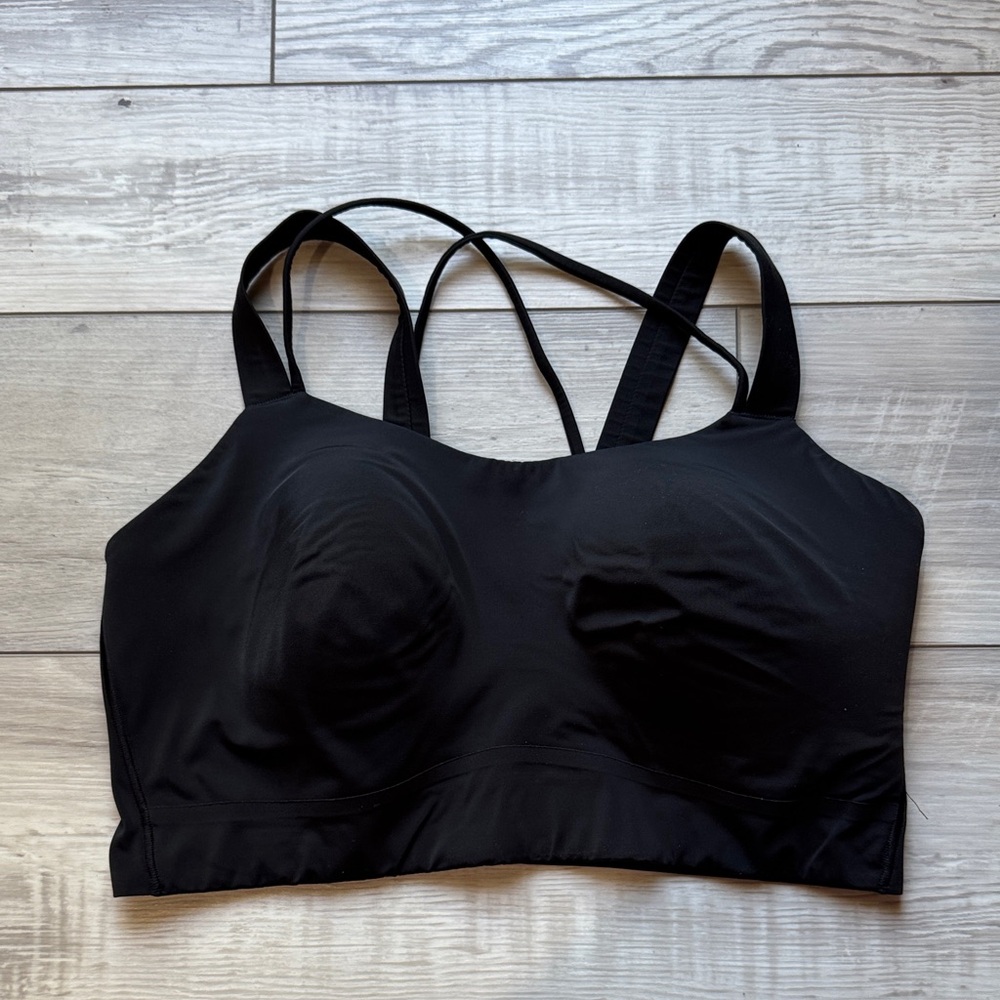 lululemon athletica Black Women's strappy Yoga Bra